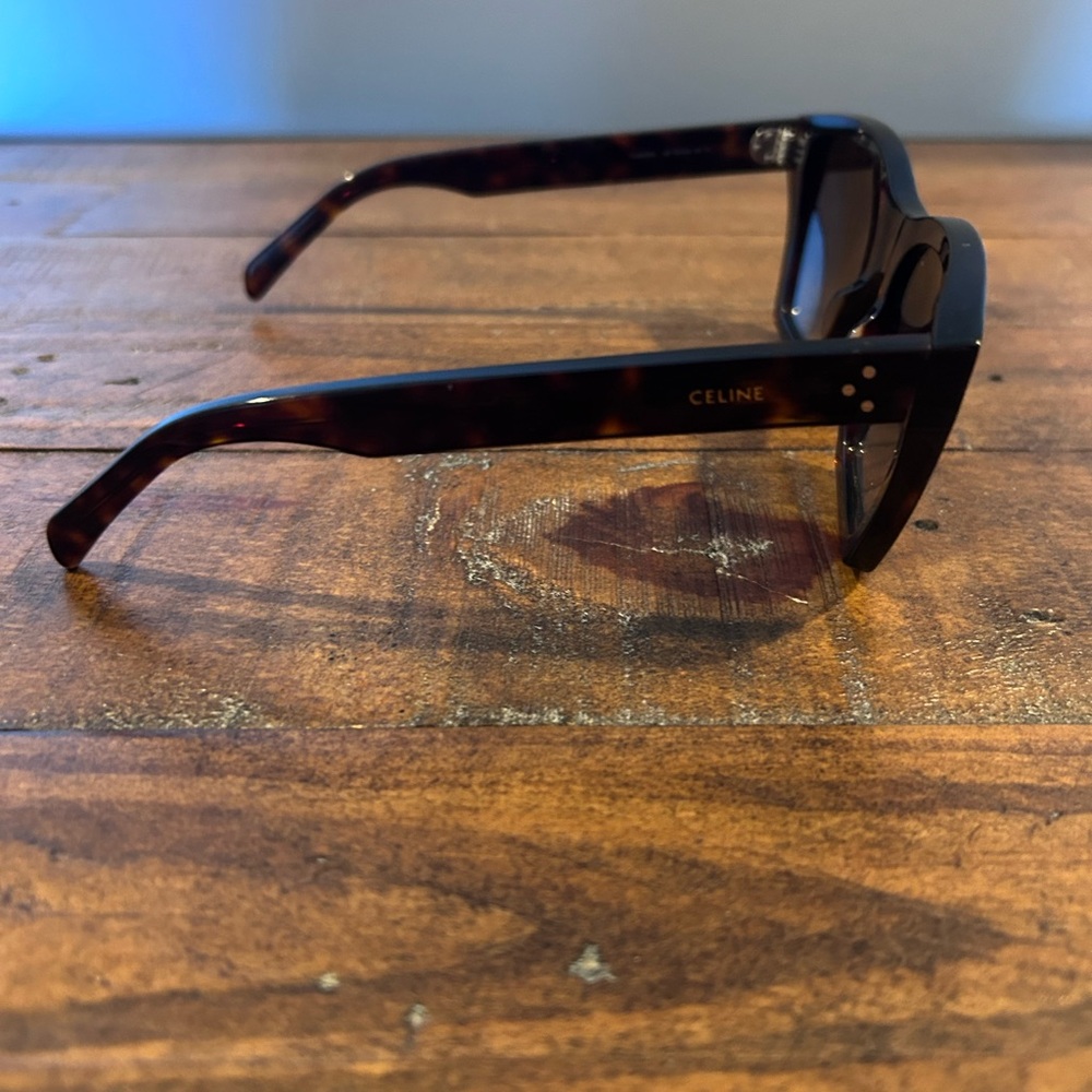 Celine 3 Dots 55mm Cat-Eye Brown Tortoise Frame&Dark Brown Gradient Lens w/Case - Picture 4 of 14